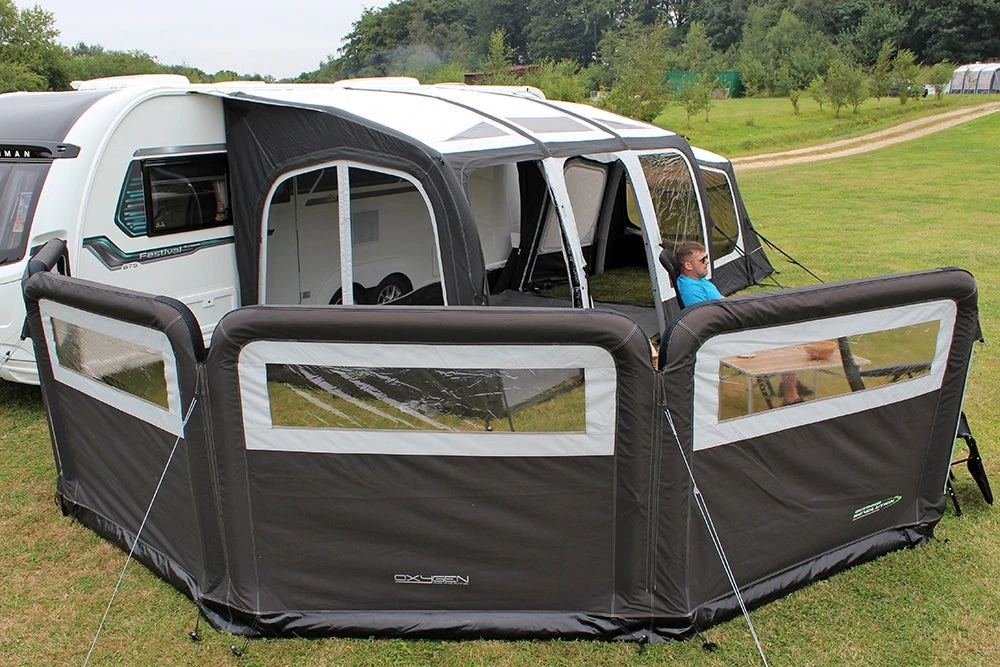 Outdoor Revolution Oxygen Windbreak - 3 Section 5 Outdoor Revolution Oxygen Windbreak - 3 Section - Image 3